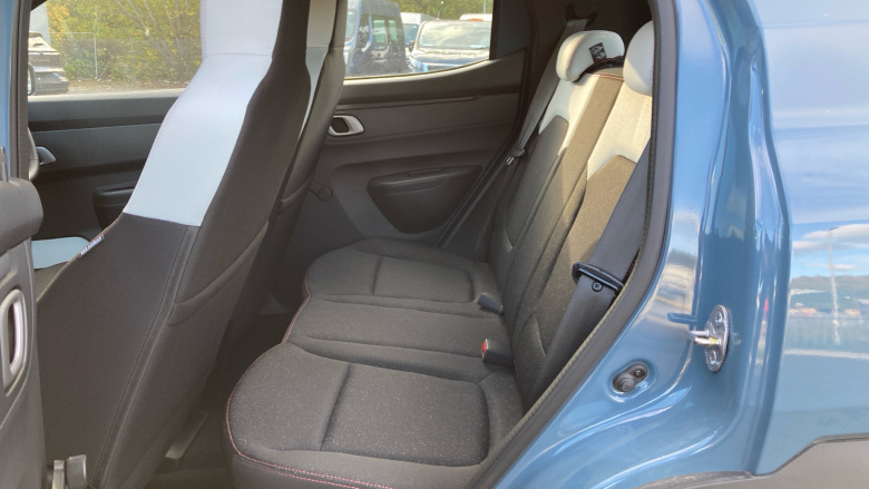 Dacia Spring 27kWh Expression 65 48kW 5dr Auto Electric Hatchback